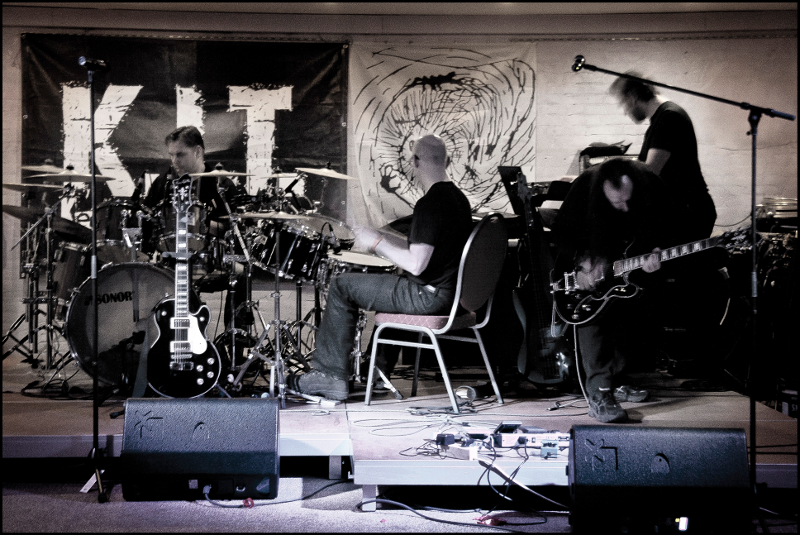 /'angstalt/ im unperfekthaus